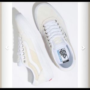 Men’s VAN’S CHIMA PRO 2 (White/White)